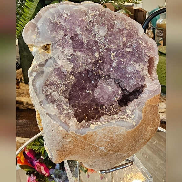 Amethyst Geode With Flower Formation Within Cave And Blue Agate Banding - Picture 3 of 12